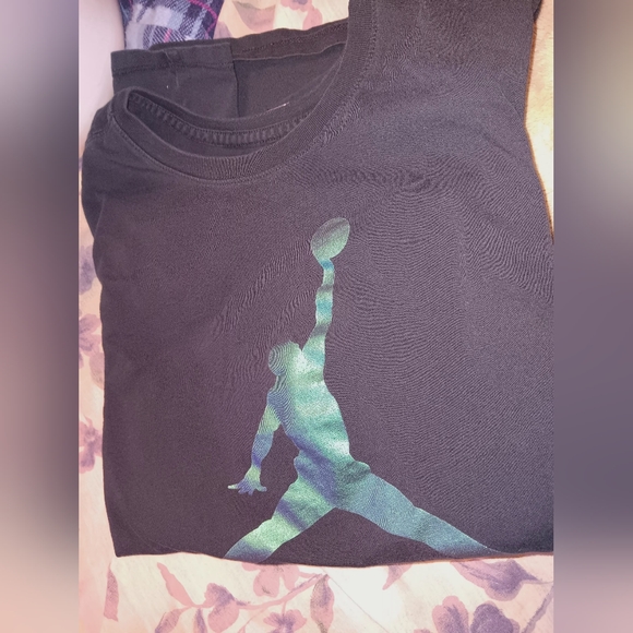 Jordan Green/Purple Iridescent Black Tee size Medium - Picture 5 of 7